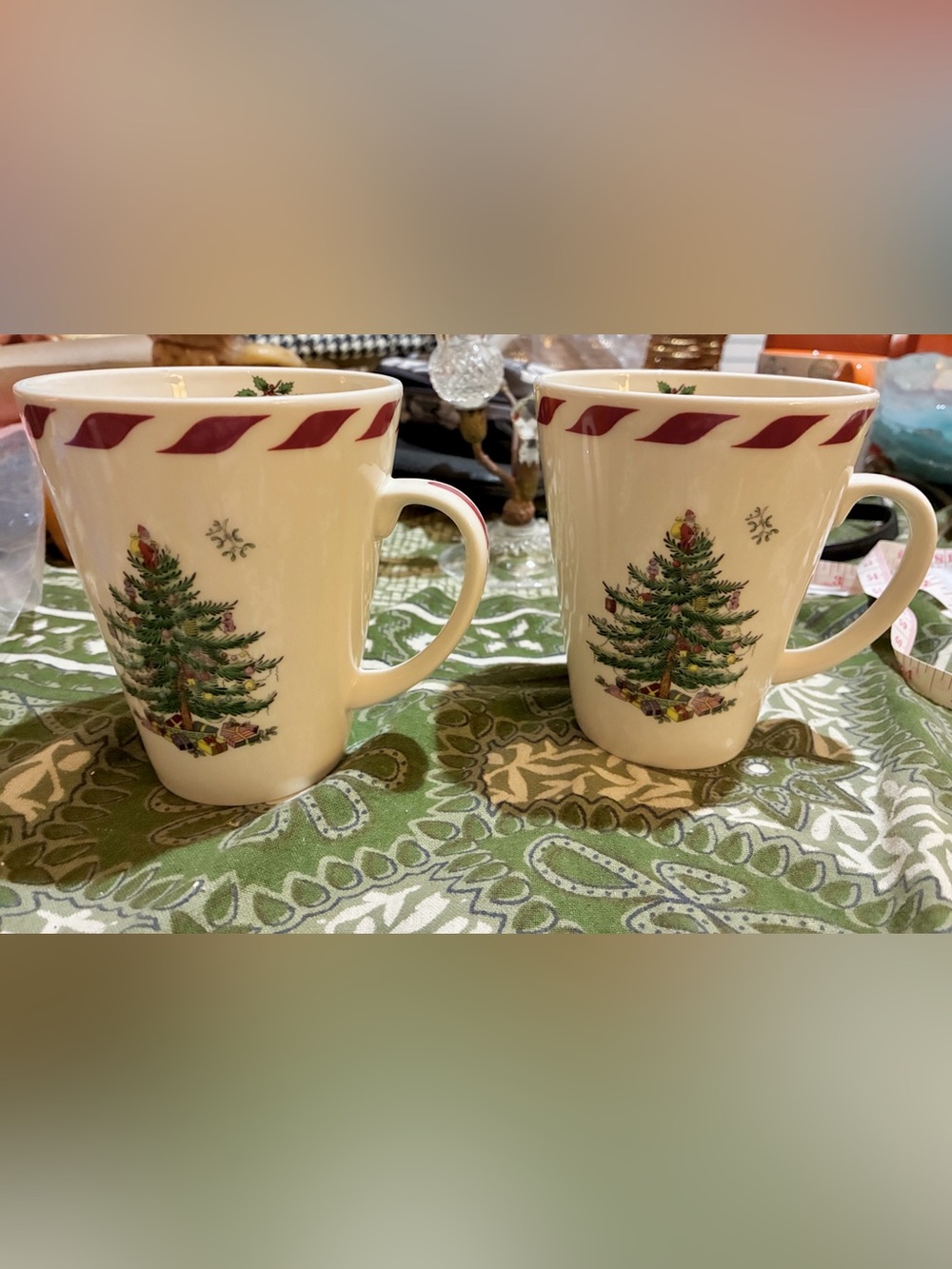 Spode Xmas Coffee Mugs. Candy Stripe Top Rim, Red on Handle. NWOT. Hollyberry